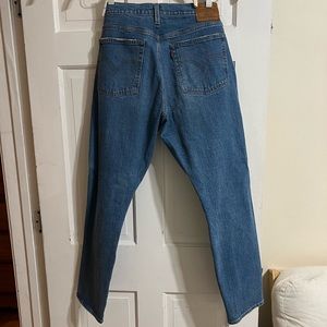 Levi’s wedgie straight leg Jean